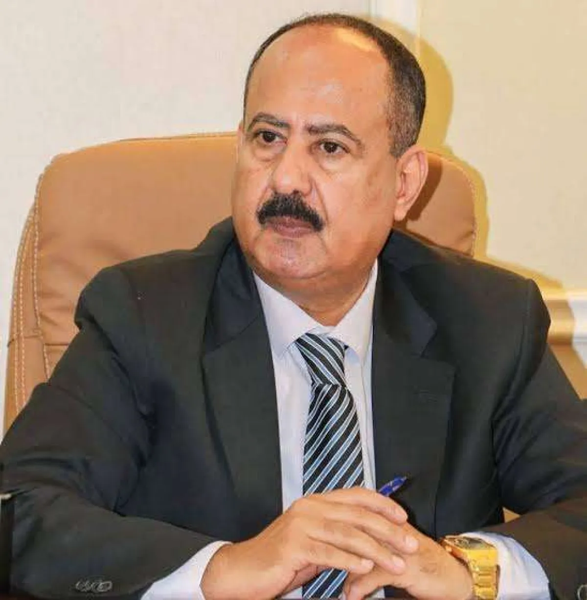 وزير النقل يعين قيادة جديدة لمطار عدن الدولي