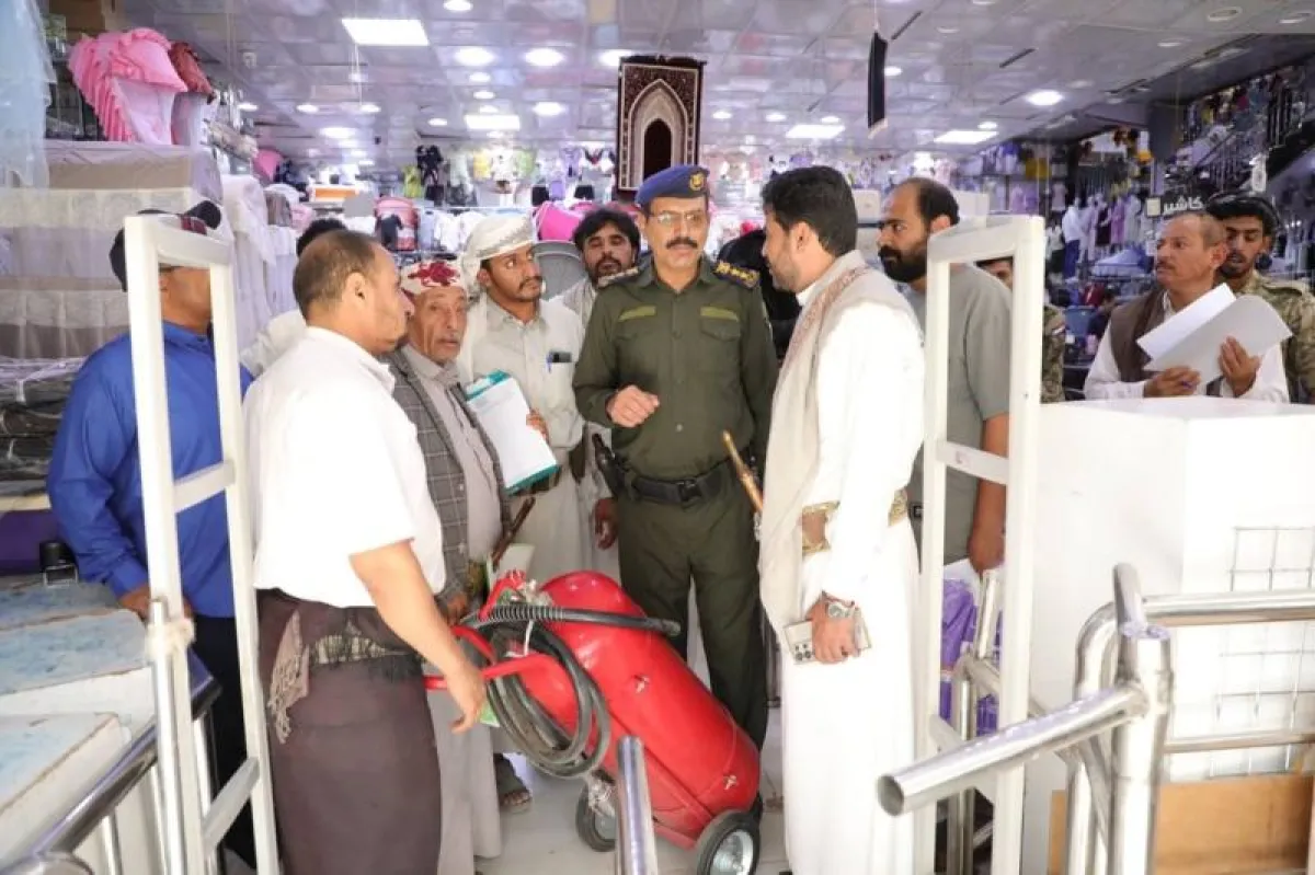 مأرب…السلطة المحلية تمهل المنشآت المخالفة أسبوعين لتصحيح أوضاع السلامة