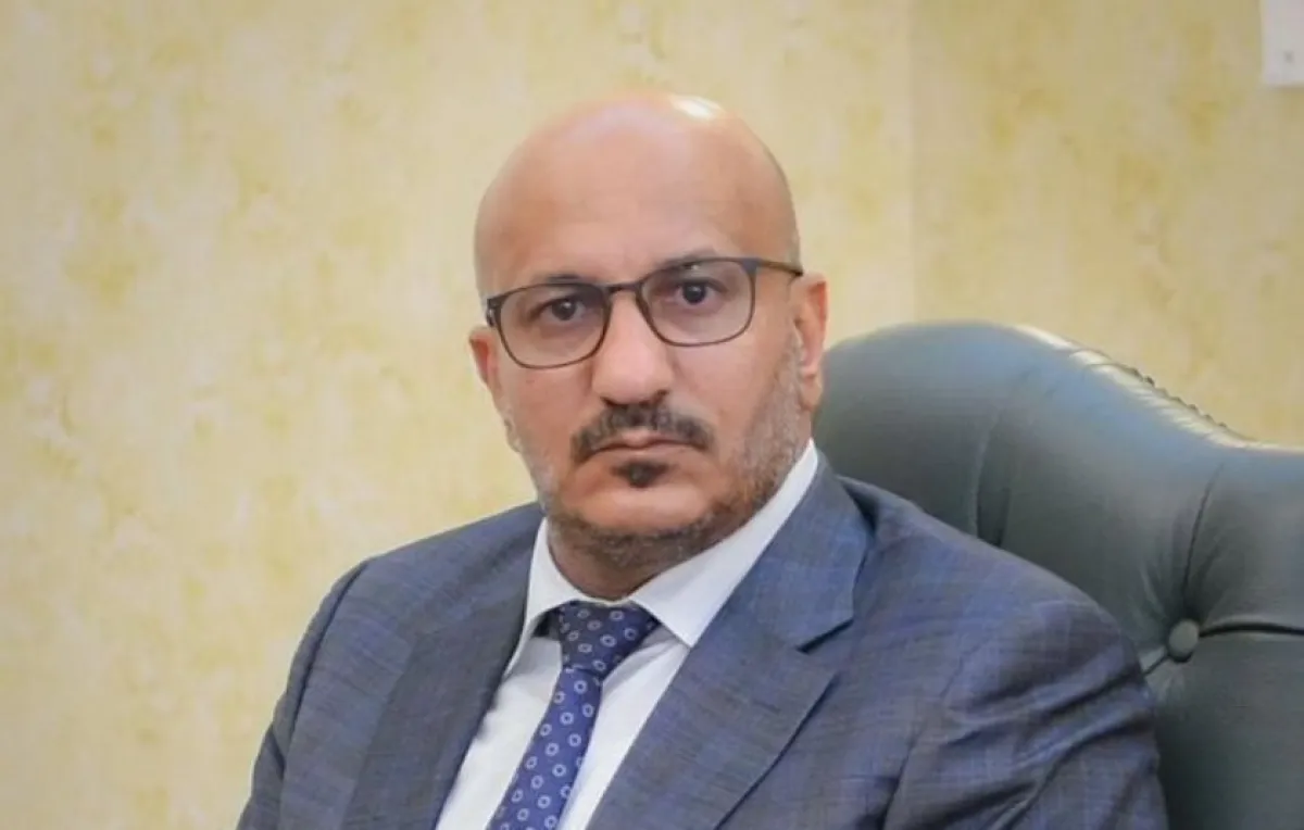 فضيحة مزلزلة لطارق عفاش!