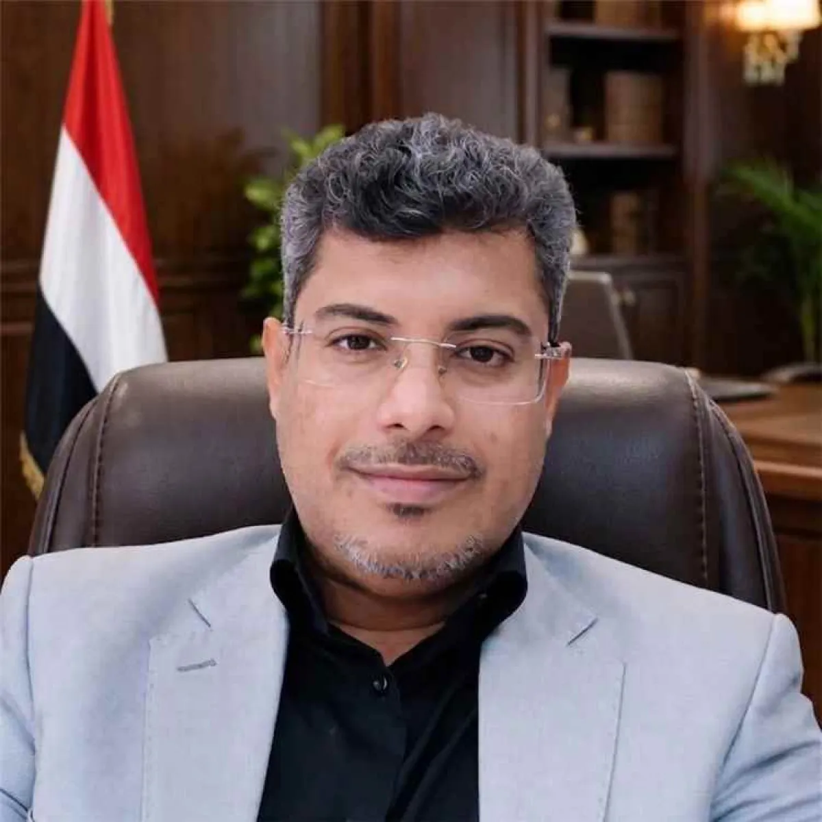قيادي مؤتمري الالتفاف حول القيادة الشرعية للمؤتمر هو الطريق الحقيقي لاستعادة دوره الوطني