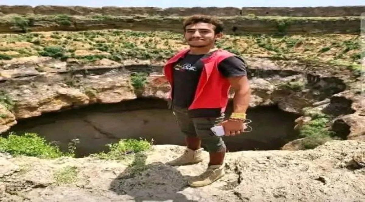 أنباء عن وفاة الشاب المتسلق القعقاع عنتر إثر سقوطه في "حرضة دمت" بالضالع