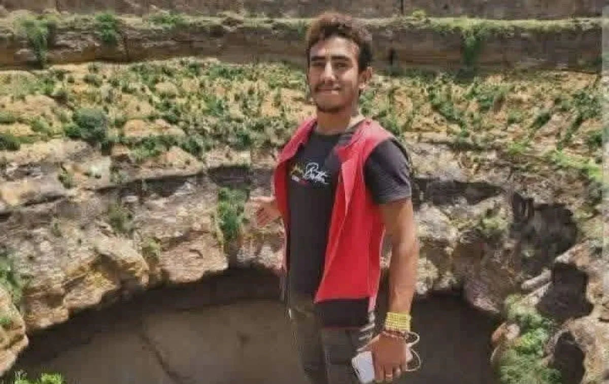 نهاية مأساوية لمغامر يمني إثر سقوطه داخل فوهة بركان دمت التاريخية