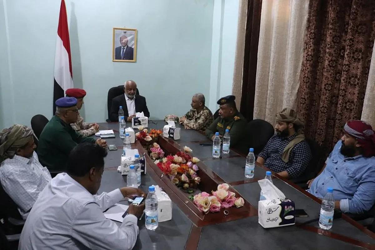محافظ الحديدة يطالب بسرعة تقديم المتورطين في اغتيال العميد وحيش للعدالة