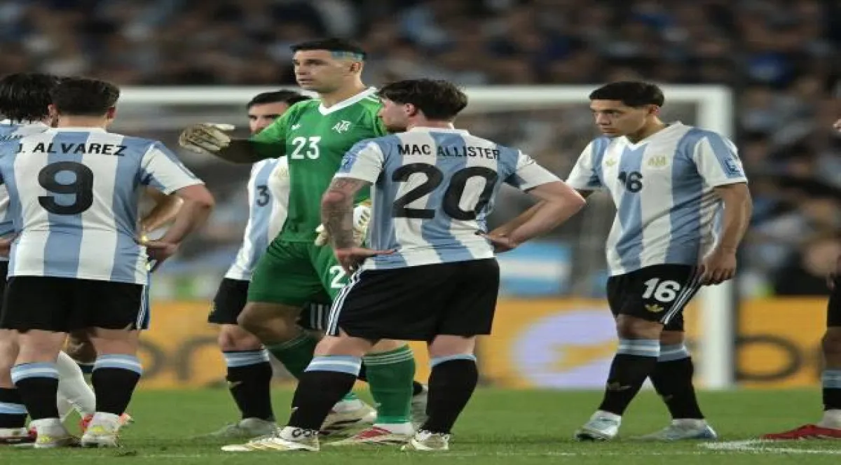 حادث مروع يهز مقر ميسي ورفاقه.. قتيل والله مصابين 