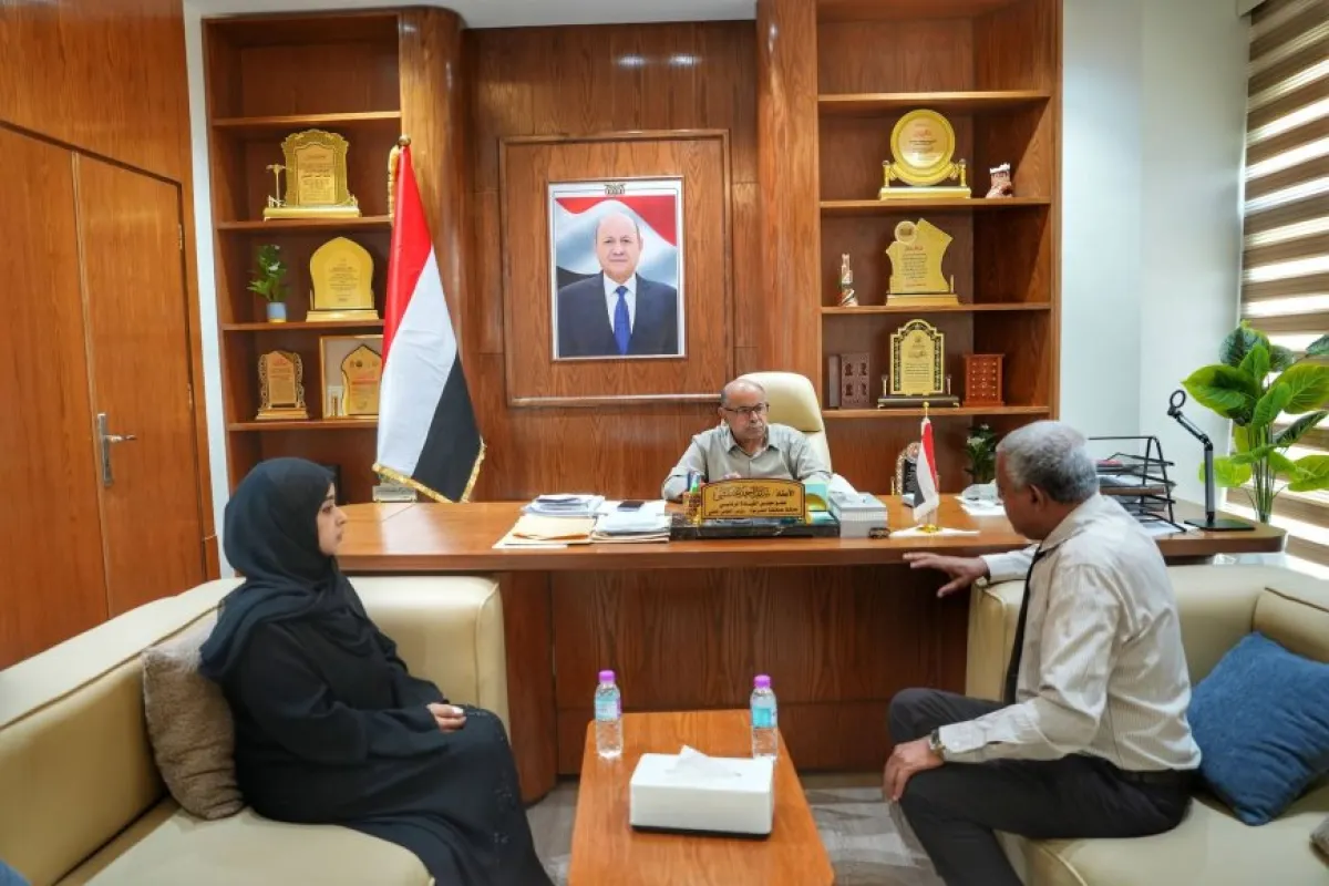 الخنبشي يشيد بجهود المجلس اليمني للتخصصات الطبية بحضرموت في تأهيل الكوادر الصحية وتطوير برامج الدراسات العليا