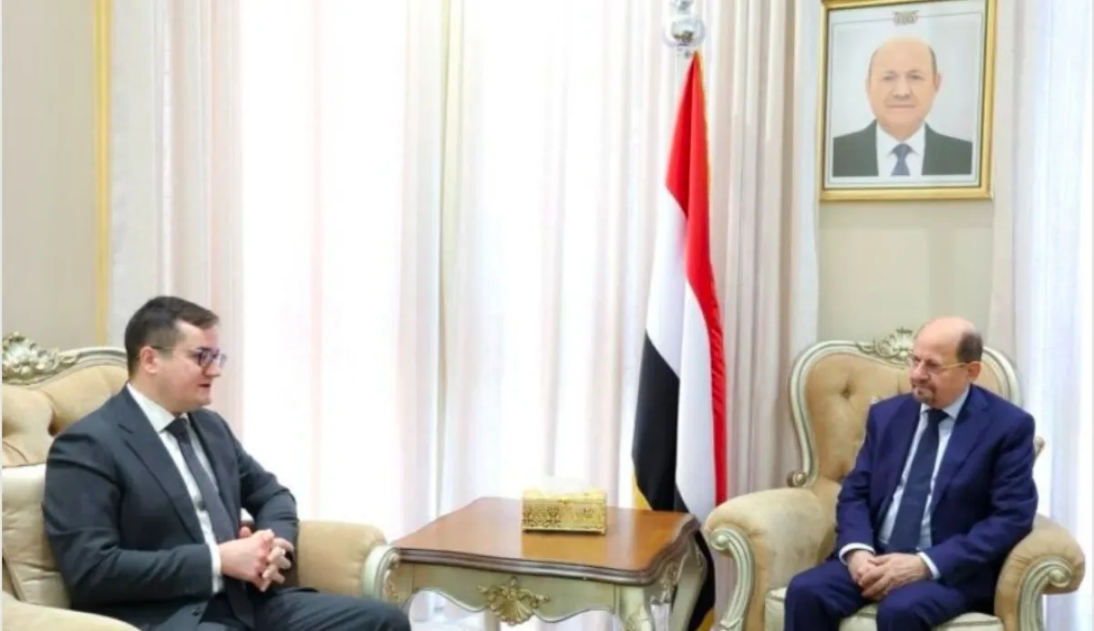 روسيا تستعد لإعادة افتتاح سفارتها في عدن وتبحث مع اليمن توسيع التعاون في الطاقة