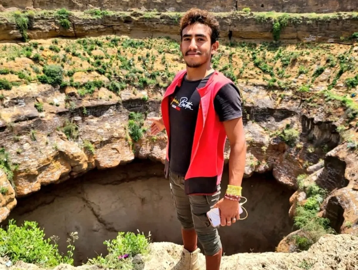 مصرع مغامر شهير بعد سقوطه في فوهة بركانية بحرضة دمت