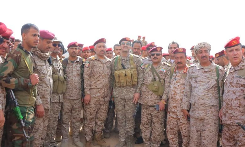 قيادة محور الرزامات تتابع جاهزية المقاتلين في جبهة الصفراء بمناسبة العيد