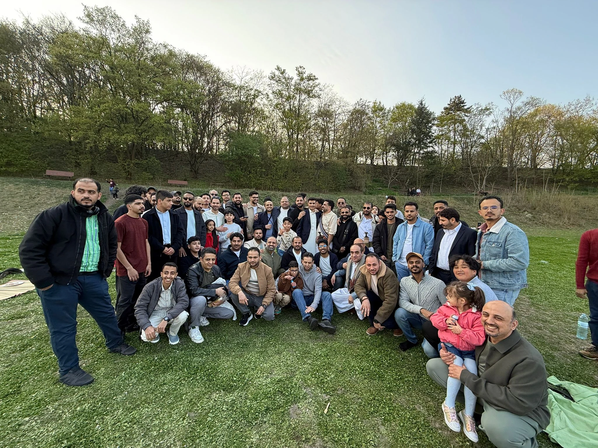 نخبة من أبناء اليمن في فرنسا يجتمعون في باريس احتفاءً بالعيد المبارك