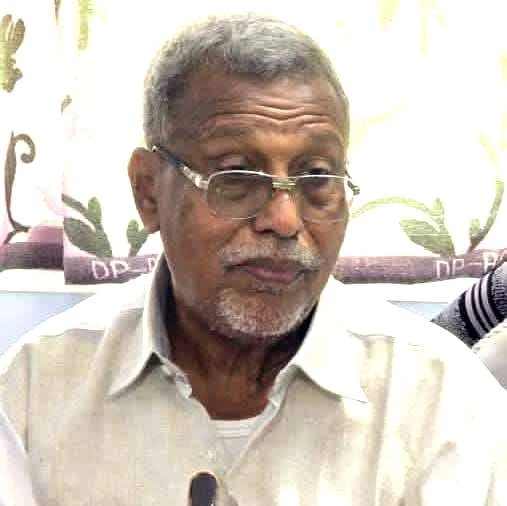 عضو مجلس القيادة محافظ حضرموت يعزّي المهندس باسمير في وفاة شقيقه  الأكبر "محمد"