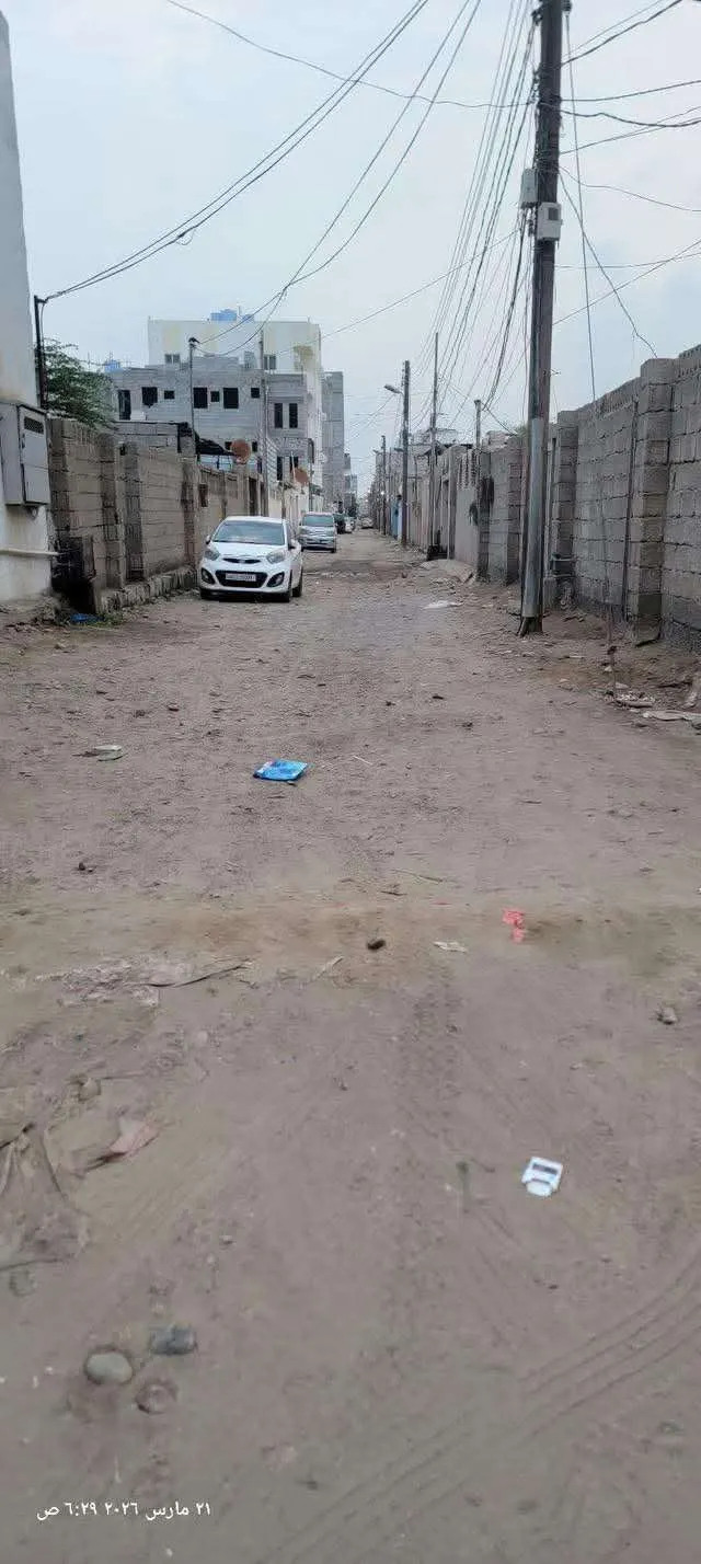 دعوات لإصلاح طريق ريمي بعدن