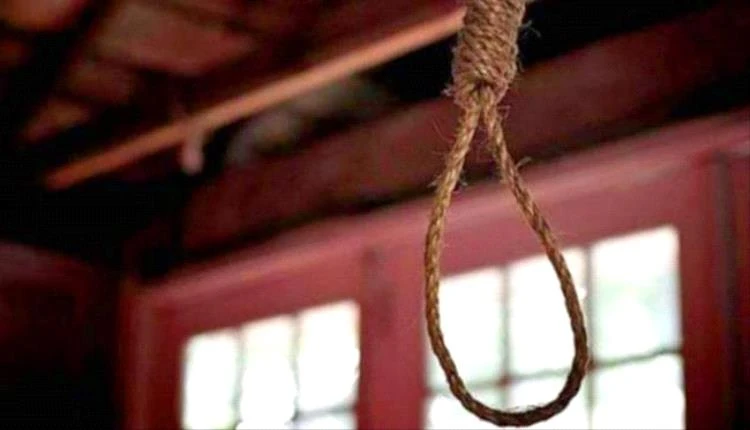 بعد نهب مستحقاته.. العثور على جثة شاب مشنوقة في إب