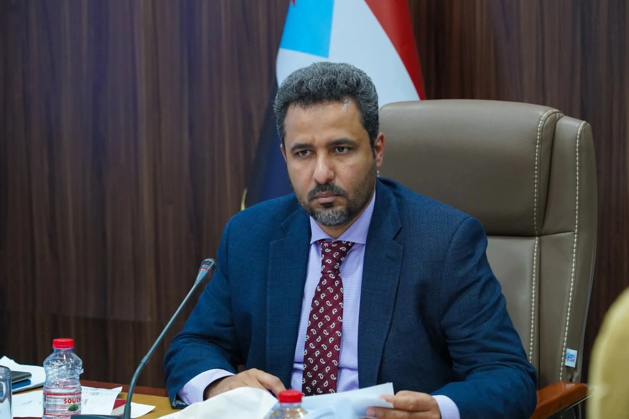 المحافظ ” الحالمي” يوجّه برفع الجاهزية للجهات المختصة بلحج والتأهب ـ الإستعداد الدائم لمجابهة التداعيات المحتملة لأخدود المنخفض الجوي… 