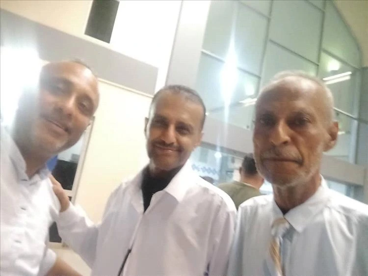 وصول الكاتب الصحفي فلاح أنور إلى عدن بعد سنوات من الغياب
