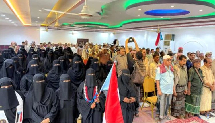 حضرموت تنتفض: الزخم الشعبي يفضح محاولات المكونات الكرتونية