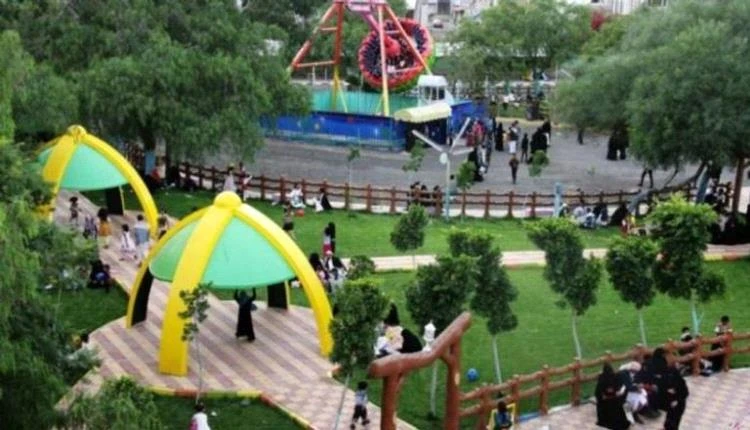 حدائق صنعاء.. ألعاب الأطفال لمن استطاع إليها سبيلا