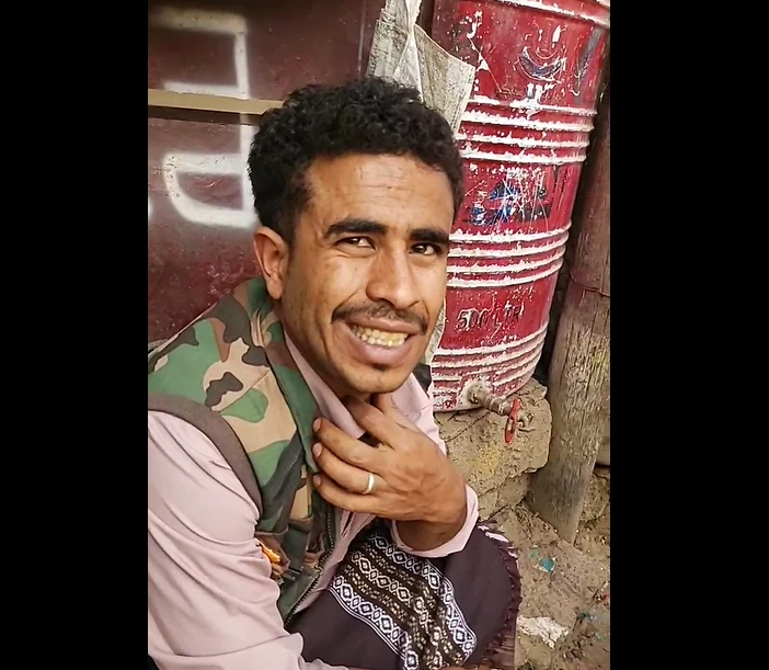 ضياع مبلغ مالي كبير أمام بقالة بتعز