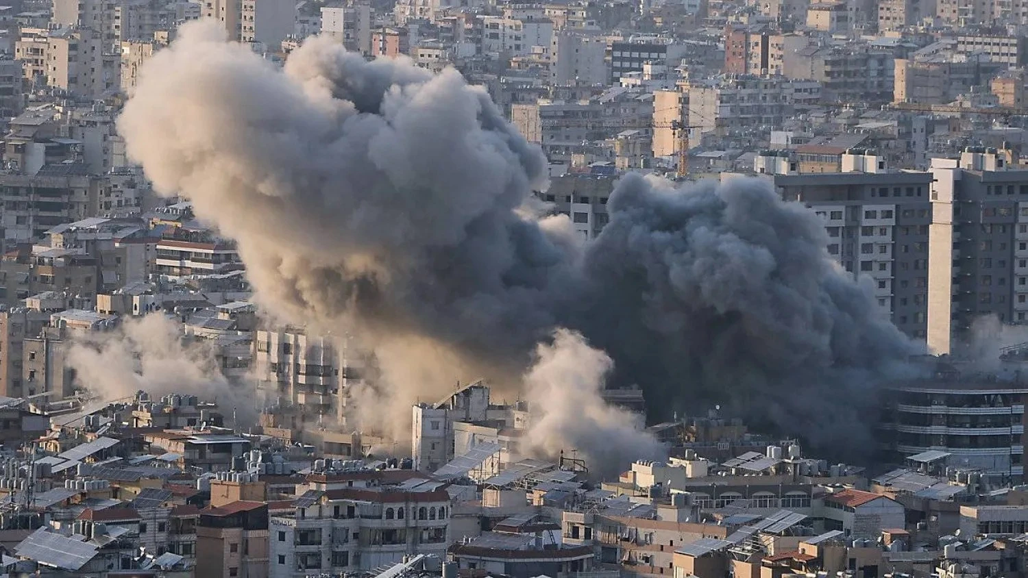 فريق الرئيس الأمريكي ترامب يضع وقف دعم الحوثيين ضمن 6 شروط لإنهاء الحرب مع إيران