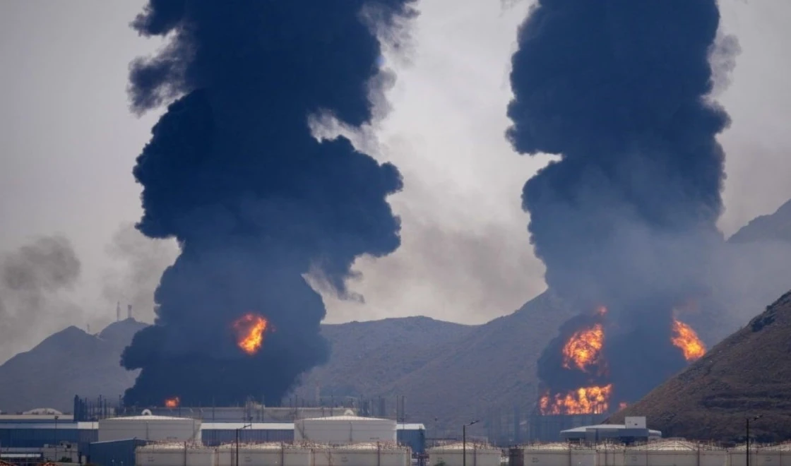 وقف دعم الحوثيين يتصدر قائمة شروط فريق ترامب الستة لإنهاء الحرب مع إيران