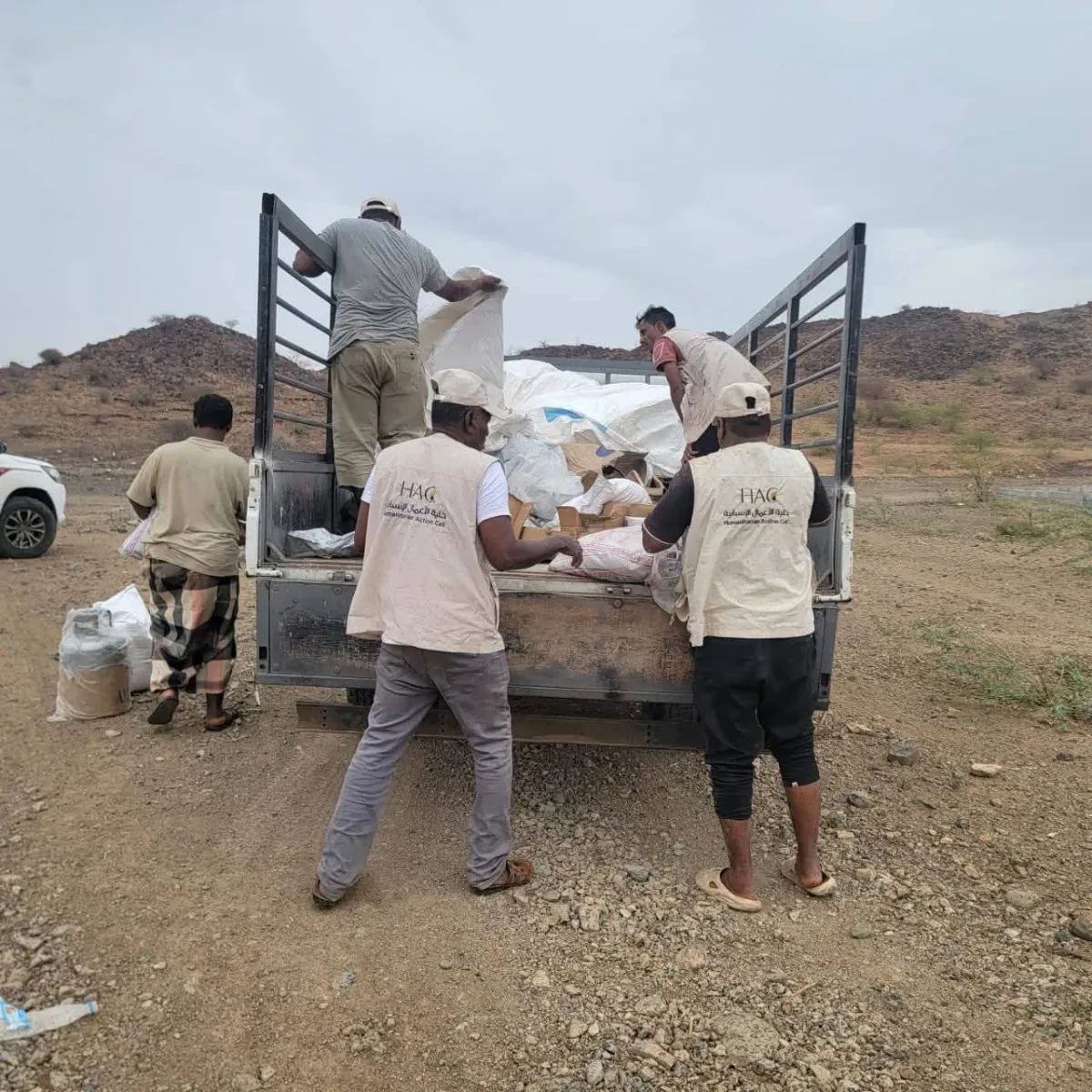 إنسانية المقاومة الوطنية تنفذ استجابتين عاجلتين لإغاثة متضرري حرائق في موزع والمخا