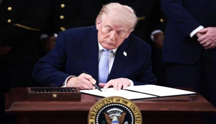 ترامب يؤجل الضربات ضد إيران ويمنح الشرق الأوسط 5 أيام لتسوية شاملة