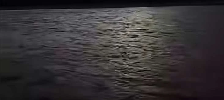 وصول سيل عارم قبل قليل