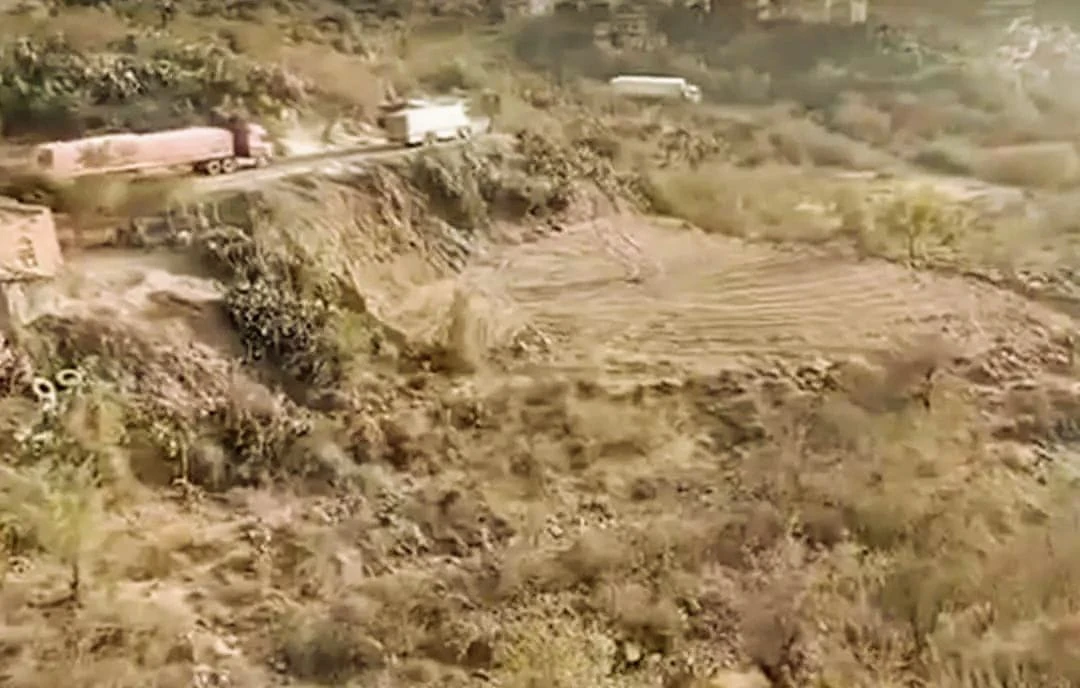 الكشف عن ضغوط حوثية لإقامة مشروع زيوت ملوثة في إب