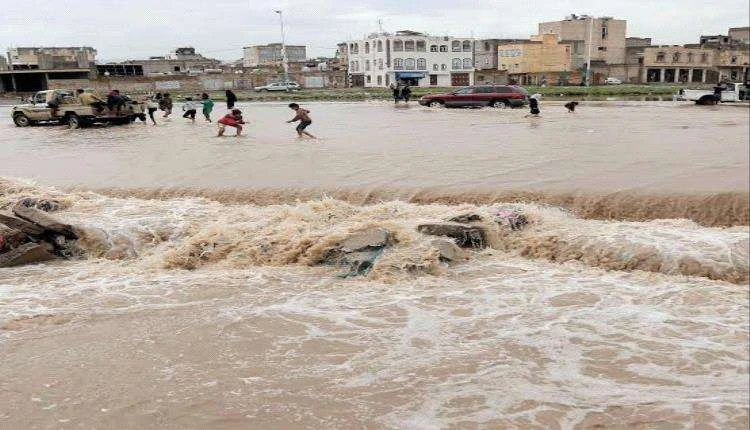 فلكي يحذر من موجة أمطار جديدة وغزيرة تمتد لأيام وتشمل مناطق لم تمسها السيول مؤخراً