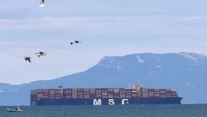 انتعاش مراكز التزويد بالوقود الأفريقية مع تغيير مسارات السفن إلى رأس الرجاء الصالح