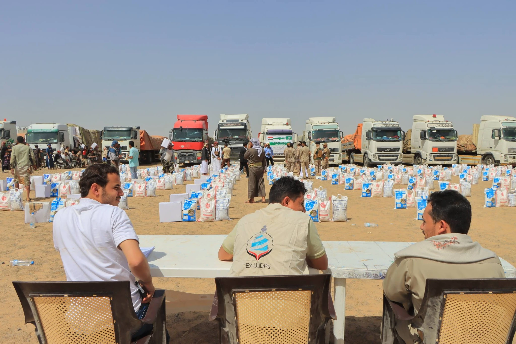 هدية إنسانية من التحالف العربي لمأرب.. قافلة إغاثية تضم أكثر من 22 ألف سلة غذائية