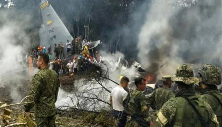 تحطم طائرة عسكرية كولومبية قرب الحدود مع الإكوادور