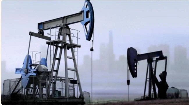 النفط يرتفع مع تقييم الأسواق لمخاطر الإمدادات 