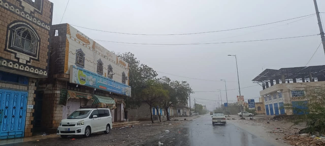 أهالي مودية: إدارة كهرباء لودر تمارس الظلم وتحرمنا من التيار الكهربائي