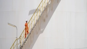 قطر للطاقة: إعلان القوة القاهرة في بعض عقود توريد الغاز المسال