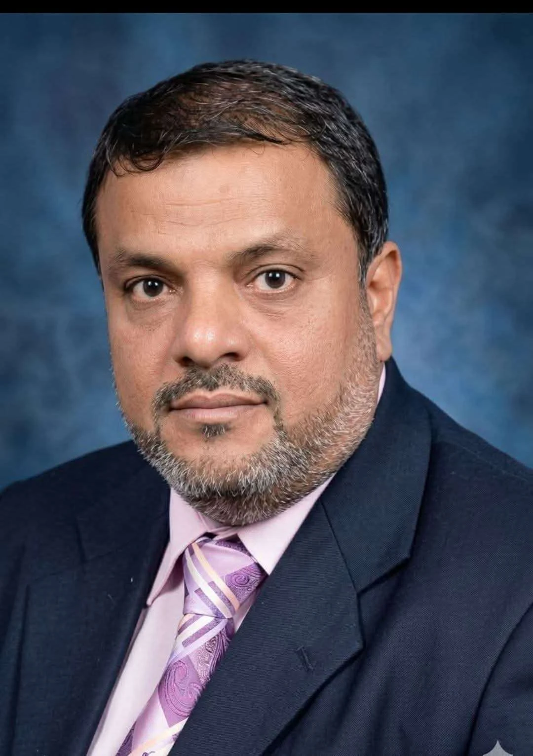 عدن تنعى ياسر مغلس… موعد ومكان الصلاة عليه ظهر اليوم