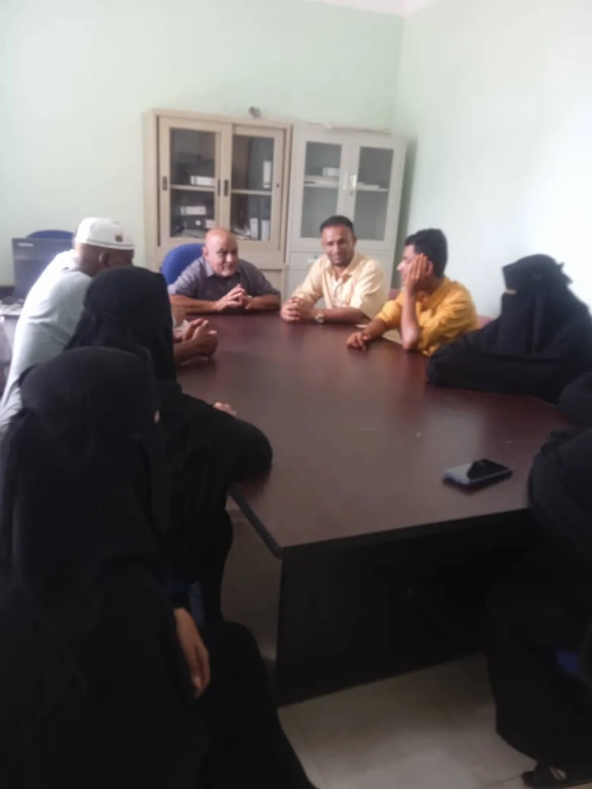 مدير مكتب الصحة بمديرية المضاربة راس العارة يتفقد سير العمل في مستشفى العارة ومركز الحيمة بعد اجازة عيد الفطر المبارك