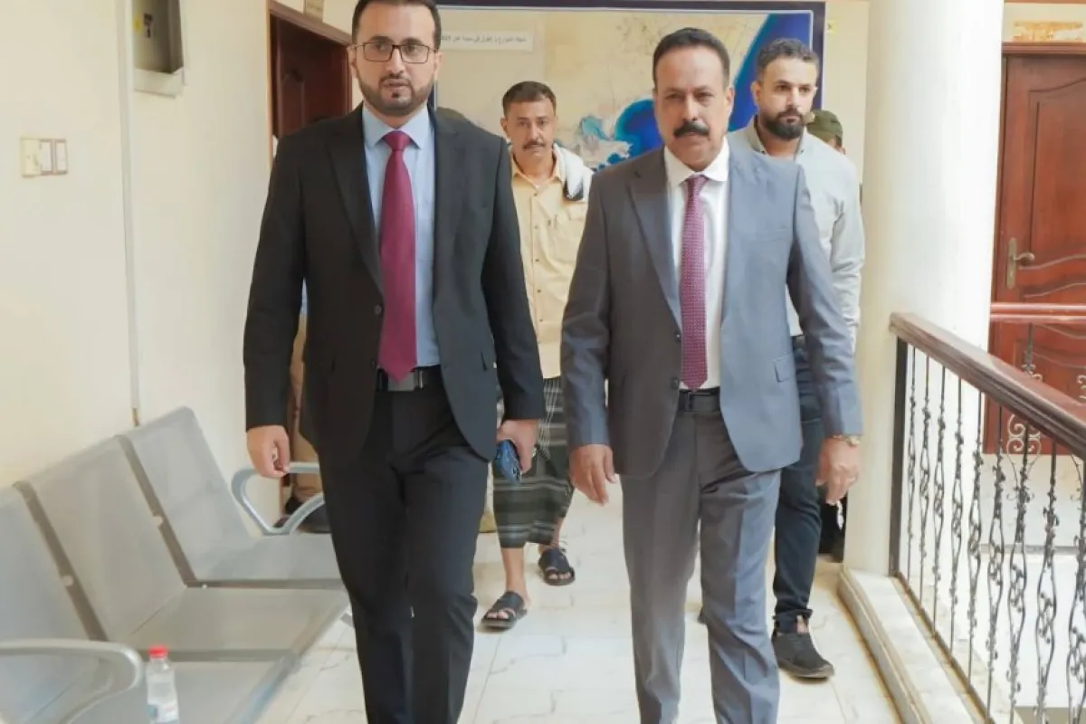 وزير الخدمة المدنية يتفقد مستوى الانضباط في عدد من الوزارات عقب انتهاء إجازة عيد الفطر