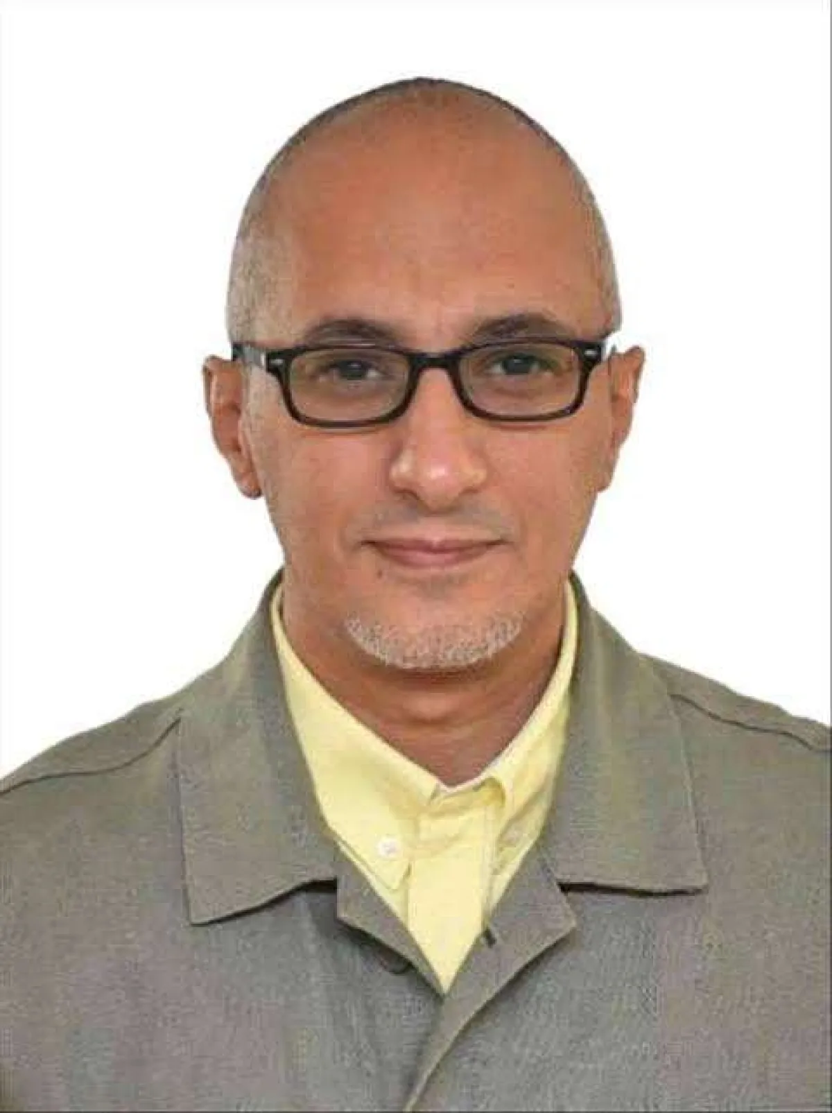 لطفي نعمان: غياب "الشراكة المؤسسية" عمّق أزمات اليمن.. والحسم يتطلب تفعيل مؤسسات الدولة الدستورية