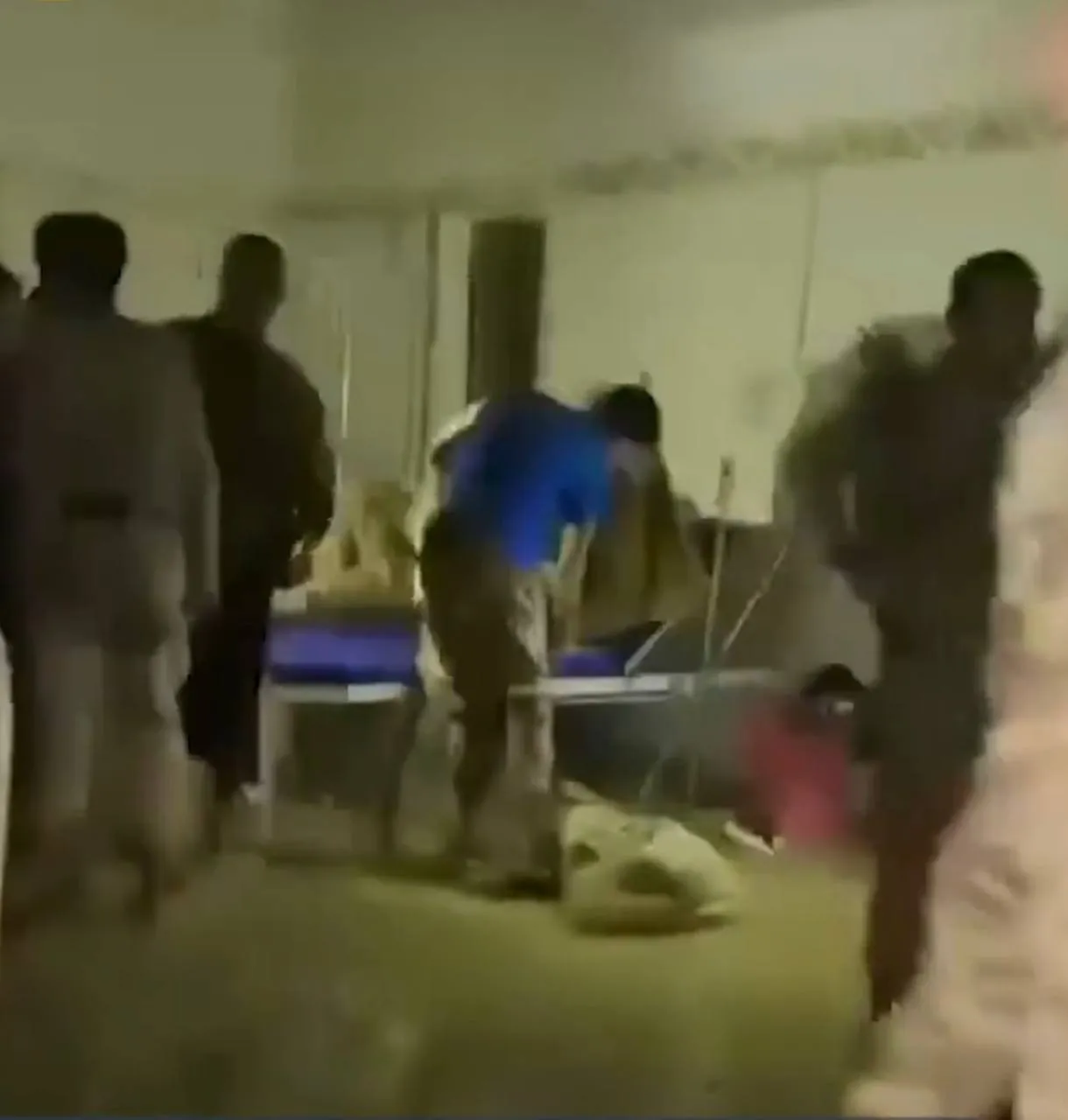 قتيل ونحو 60 مصابًا في عاصفة مطرية رملية اجتاحت منطقة الوديعة