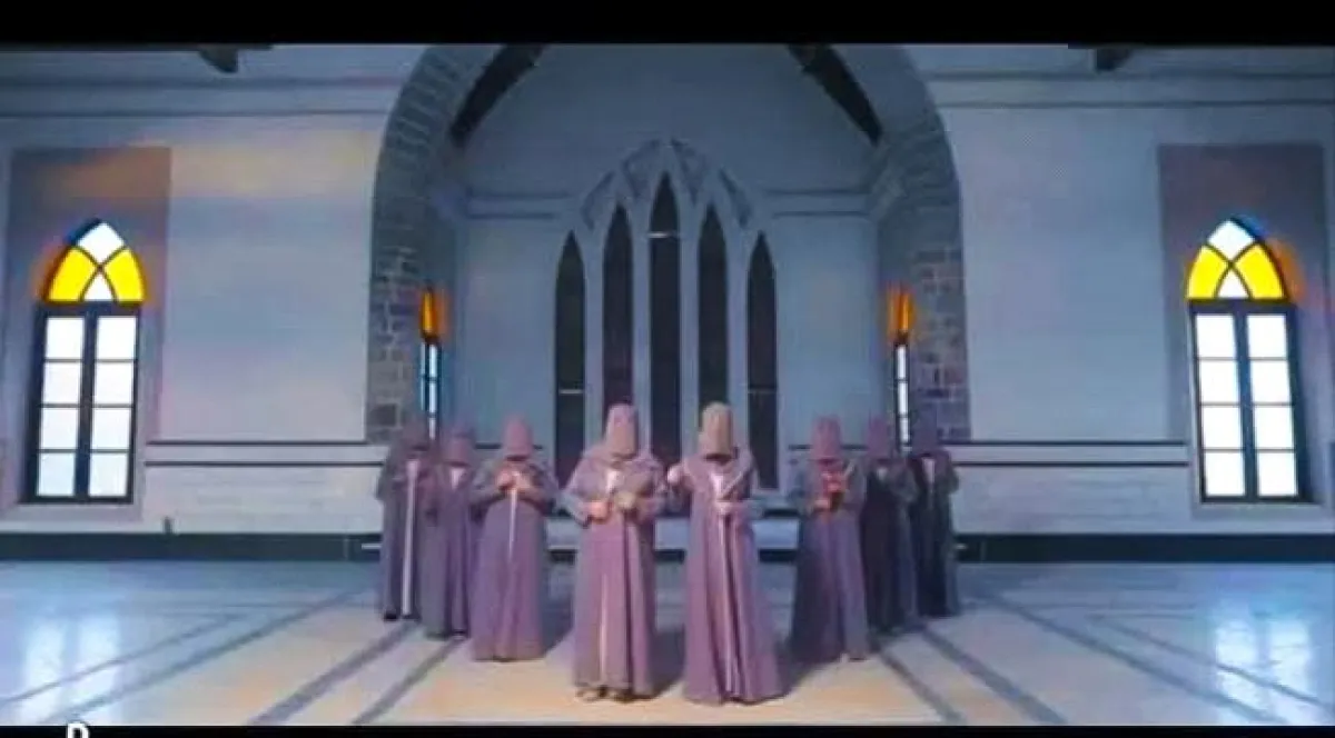 ميدلي عدن: محاولة لنقد هادئ وحيادي