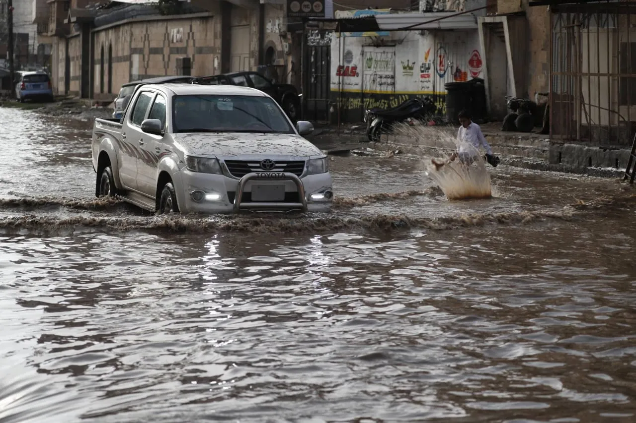 إدارة الأزمات والكوارث في المهرة: تصاعد حالة عدم الاستقرار الجوي على المحافظة