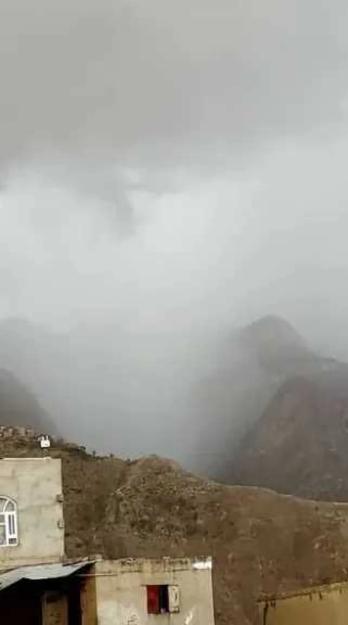 تحذيرات هامة لسكان 17 محافظة بسبب أمطار الساعات القادمة