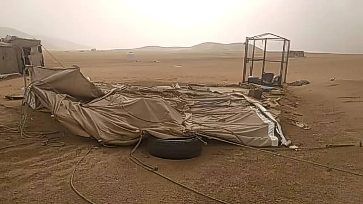 وحدة نازحي مأرب تدعو إلى إنقاذ مئات الأسر المتضررة من العاصفة الرعدية