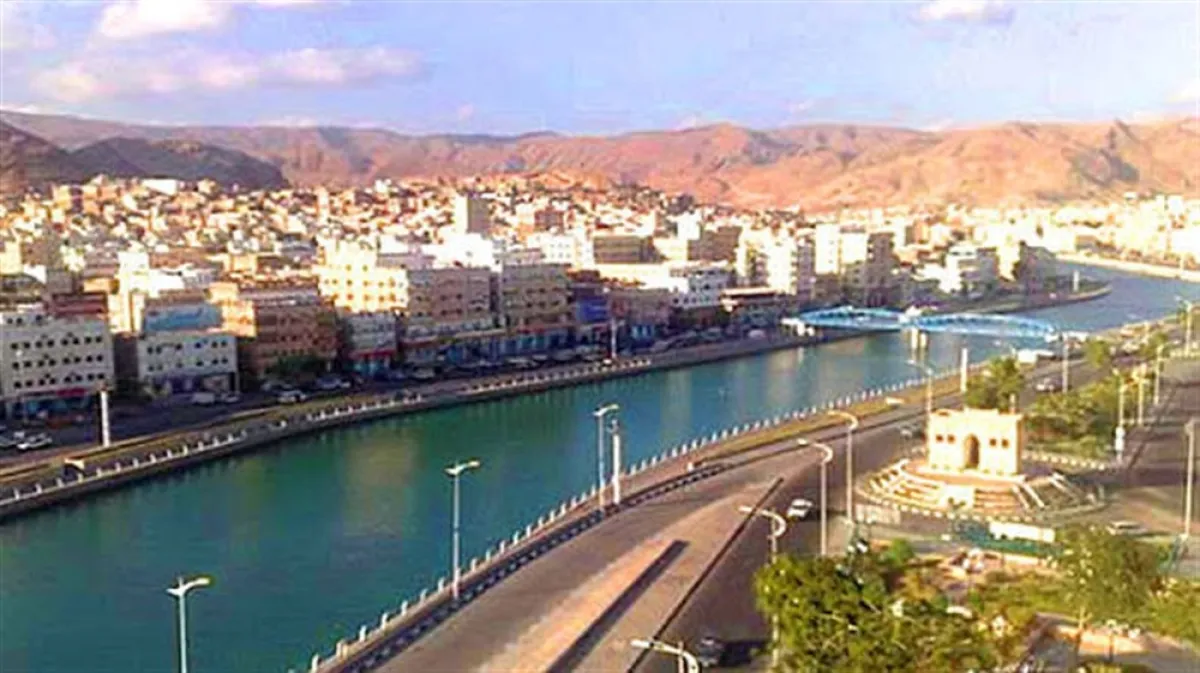 محافظ حضرموت يوجه برفع الجاهزية لمواجهة التقلبات الجوية والأمطار