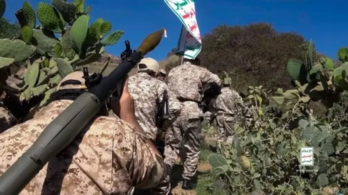 جماعة الحوثي تعلن مقتل اثنين من عناصرها بمواجهات مع القوات الحكومية 