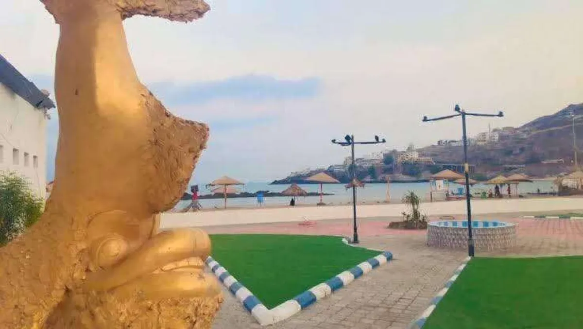 سرقة القرن.. تأجير اكبر واهم واشهر منتج سياحي في عدن ب١٠٠ دولار