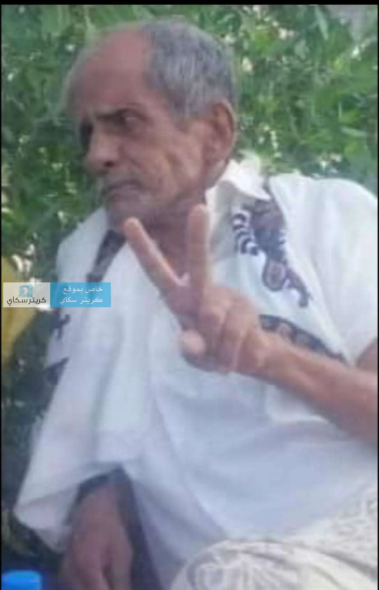 وفاة مناضل وتربوي قدير أثناء الصلاة بالمسجد وهو صائم في أبين