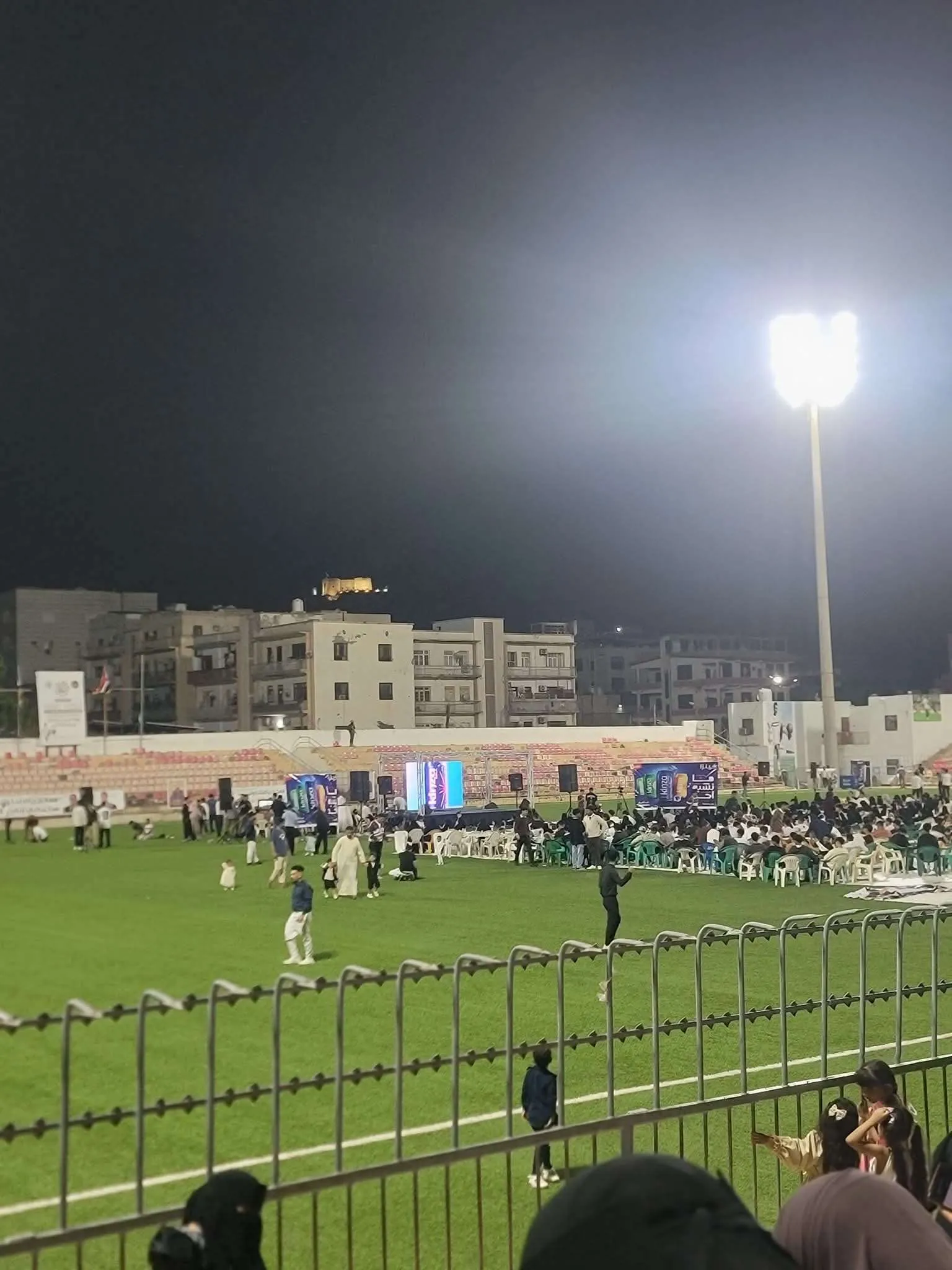 منظم حفل “سبيستونات” بملعب الحبيشي بعدن يوضح ملابسات ما حدث ويعتذر للجمهور