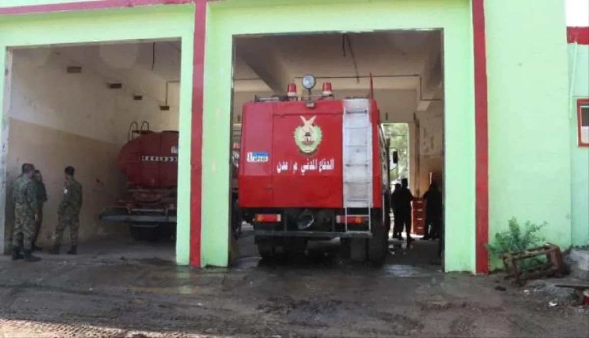 الدفاع المدني بالعاصمة عدن يرفع حالة الاستعداد القصوى تحسبًا للمنخفض الجوي