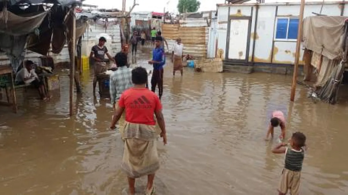 اليمن تحت تأثير منخفض جوي.. خسائر بشرية ومادية وتحذيرات من موجة أشد (رصد)